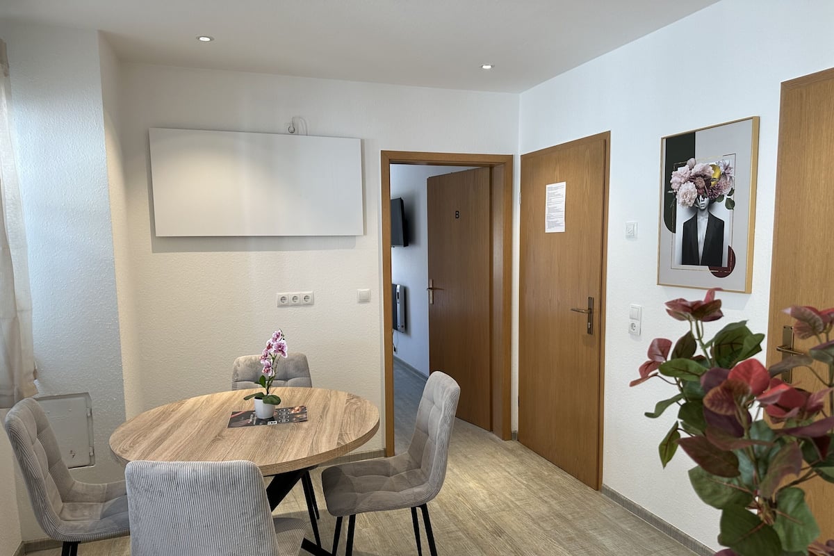 Superior Apartment, Private Bathroom | Lounge