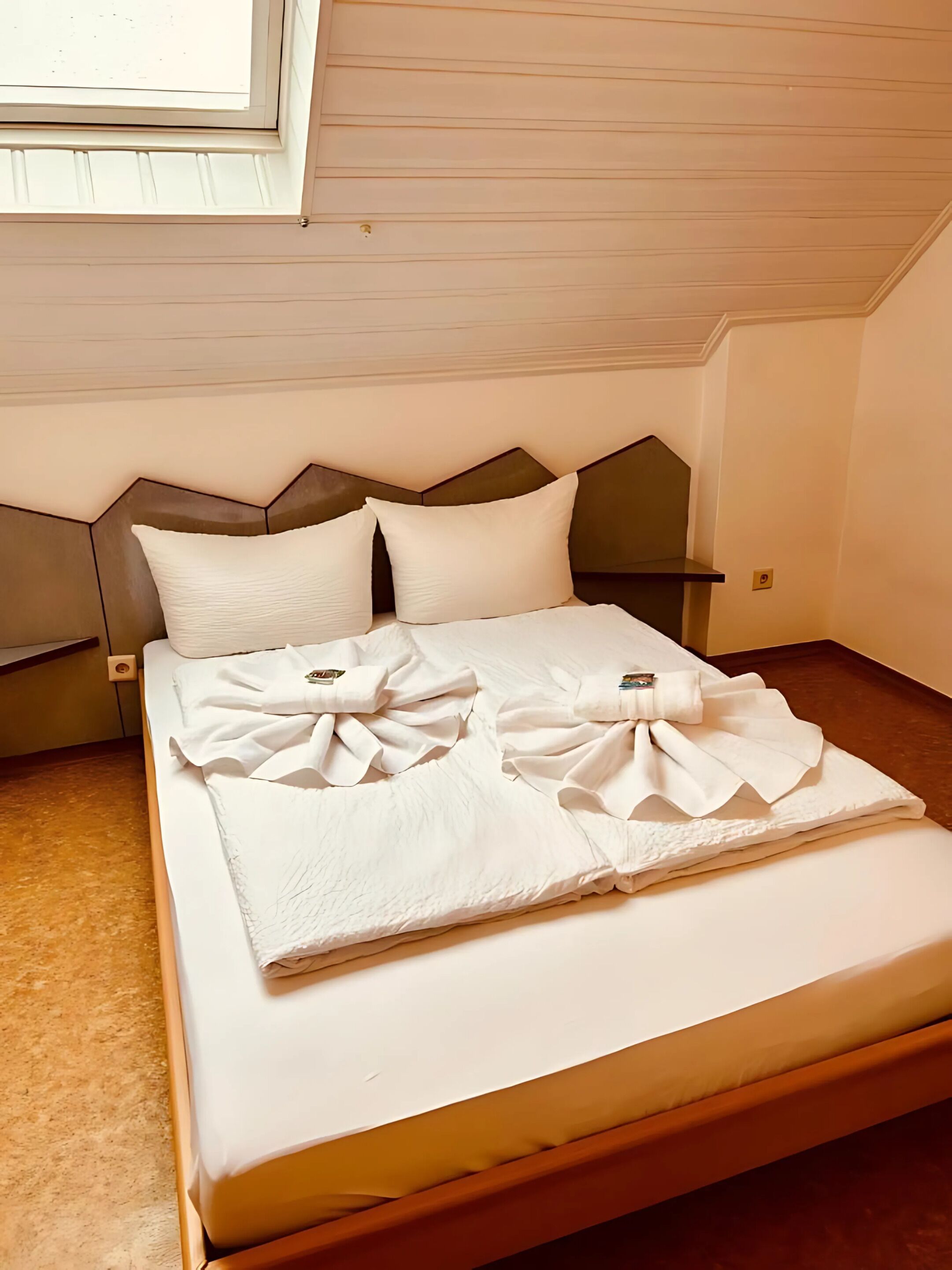 Basic Double Room, Private Bathroom | Free WiFi