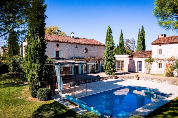 Una piscina riscaldata