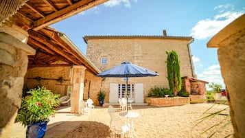 Restauration extérieure