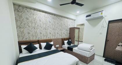 Hotel shiv palace