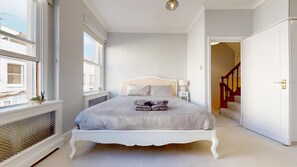 4 bedrooms, iron/ironing board, travel cot, free WiFi