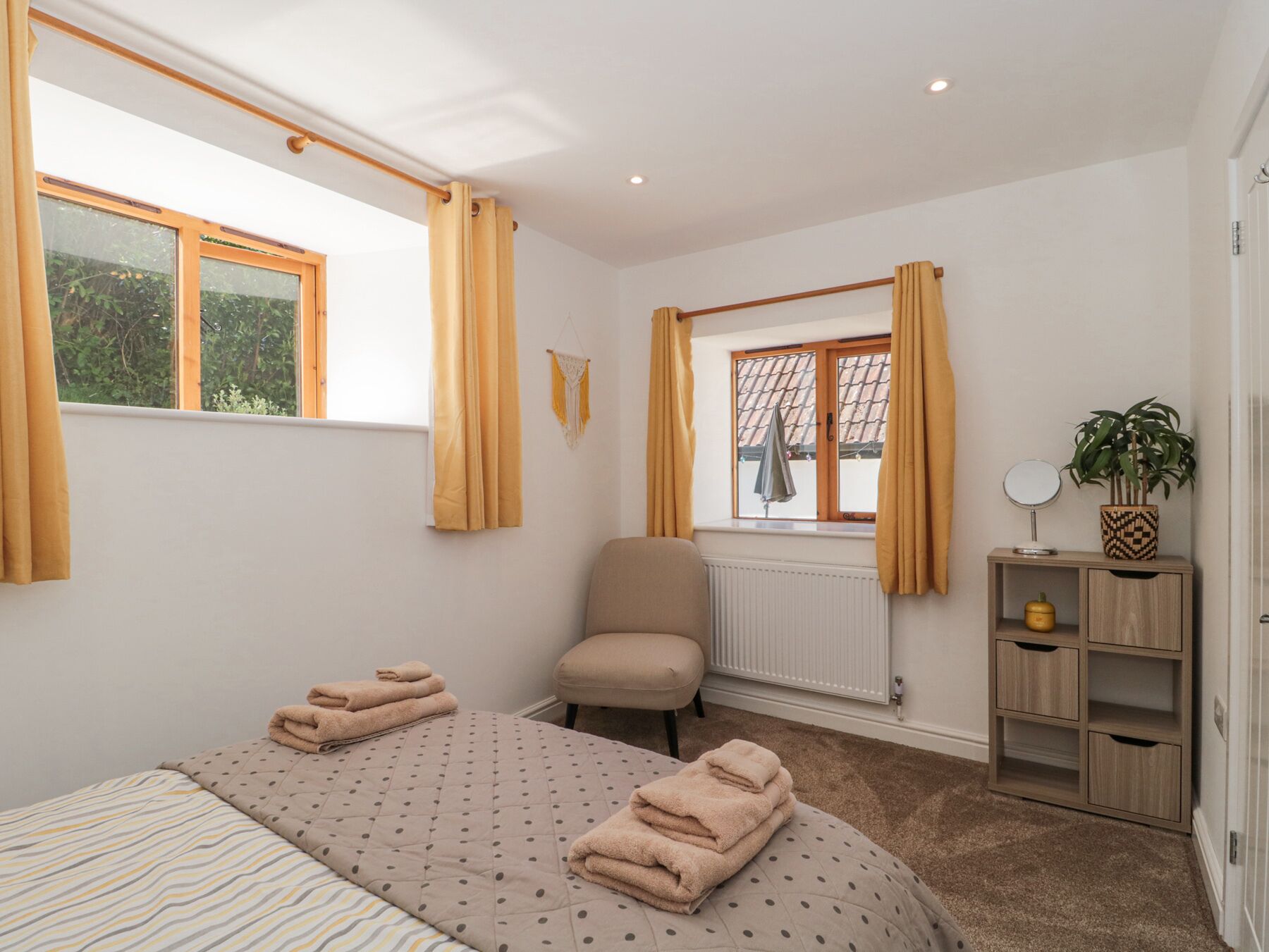 3 bedrooms, free WiFi, individually decorated, individually furnished