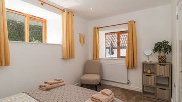 3 bedrooms, free WiFi, individually decorated, individually furnished