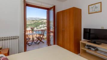 Apartment (Eight Bedroom Villa with OUtdoor Swim) | 13 bedrooms, free WiFi