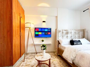 1 habitación, tabla de planchar con plancha, wifi y ropa de cama 
