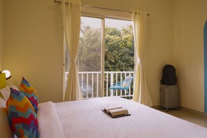 Deluxe Double A/C Room with Balcony and Ensuite Bathroom