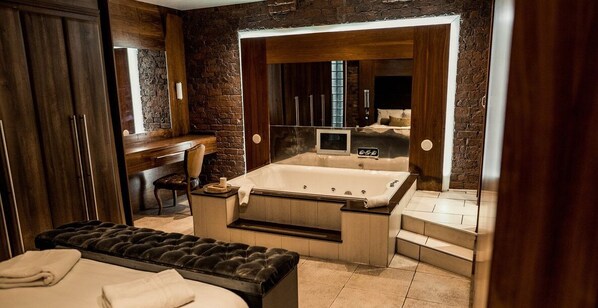 Apartment - Infinity Partypadsliverpool Hen and Stag Welcome (Liverpool)