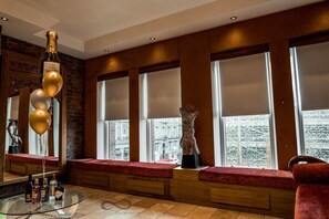 Apartment - Infinity Partypadsliverpool Hen and Stag Welcome (Liverpool)