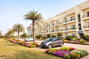 Exterior - Citrine Suites and Resorts Vrindavan (Mathura)