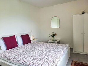 1 habitación, cuna de viaje y wifi gratis 