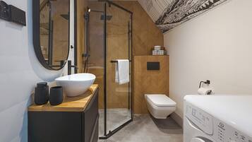 Apartment (3A) | Bathroom