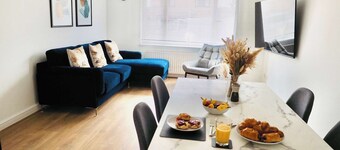 Comfortable 2BED Taunton Home w Garden & Parking