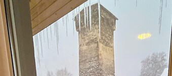 Mestia Retreat Sleeps 12 With Garden