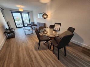 Imagen sin descripción, 4 de 22, botón