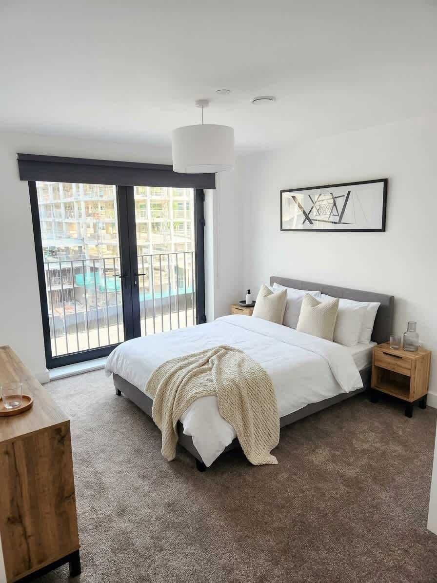 1 chambre, fer et planche à repasser, draps fournis
