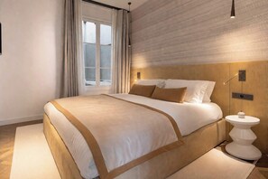 1 bedroom, iron/ironing board, travel crib, WiFi