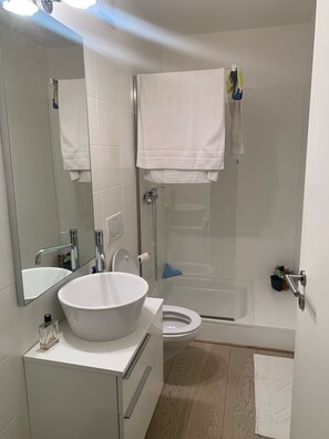 Apartamento superluxo, vista para a cidade | Banheiro | Bidê 
