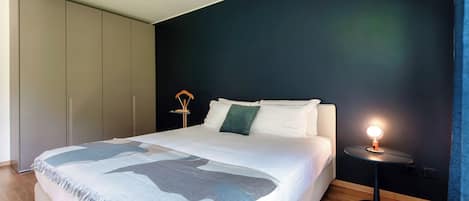 Appartement luxueux, vue sur la ville | Couette en duvet, fer et planche Ă repasser, accĂšs au Wi-Fi (inclus)