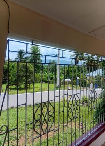 2 Bed Retreat Overlooking the River in Linstead. St.Catherine