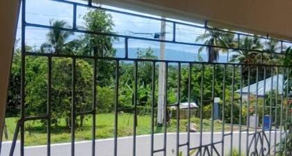 2 Bed Retreat Overlooking the River in Linstead. St.Catherine