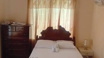 2 soverom, strykejern/-brett, wi-fi (inkludert) og sengetøy