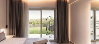 G-Ammos 5 star suite 