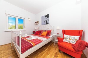 2 Schlafzimmer, Bügeleisen/Bügelbrett, kostenloses WLAN, Bettwäsche