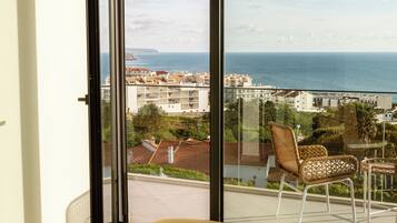 Camera Superior con letto matrimoniale o 2 letti singoli, vista oceano | Una cassaforte in camera, tende oscuranti, Wi-Fi gratuito