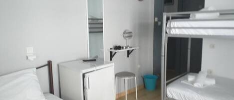 1 chambre, Wi-Fi, draps fournis