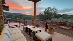 Terrace/patio - Bell Rock Bliss | Casita & Hot Tub Escape 3br, 2.5ba - Sleeps 6 (Sedona)
