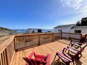 Property grounds - Wild Cove Retreat (Twillingate)