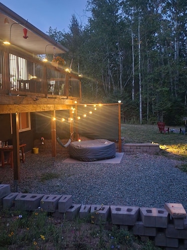 Cozy Studio with hot tub