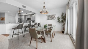 Dining - RIVER FLY IN: Garden View (Merritt Island)