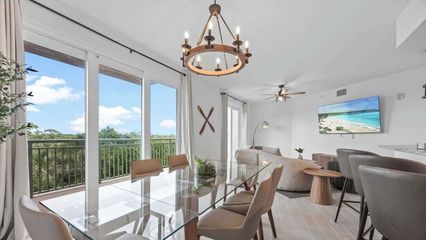 Interior - RIVER FLY IN: Garden View (Merritt Island)
