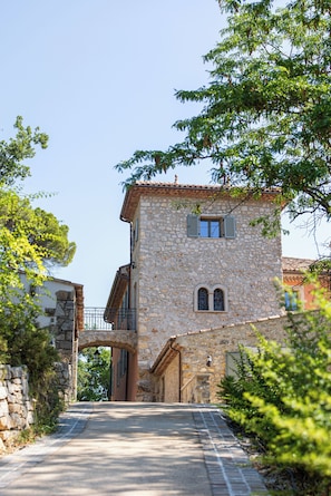 Exterior - Le Prieuré - Château La Martinette (Le Thoronet)