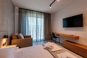 Superior Double Room | In-room safe, laptop workspace, free WiFi, bed sheets - Lucciola Boutique Rooms (Budva)