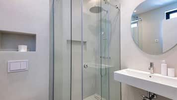 Attic Double Room | Bathroom | Shower, hair dryer, towels, soap