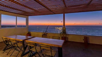 Luxury Double Room, Bay View | Beach/ocean view