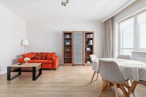 Apartment, Balcony | Living room