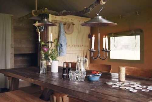 Off-grid tent house – Landhoeve Veluwe