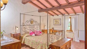 Superior Double Room, Hill View | Free WiFi, bed sheets