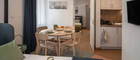 1 habitación, caja de seguridad en la habitación, wifi y ropa de cama
