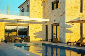Front of property - Seaview Villa Volter  (Zakynthos)