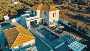 Front of property - Seaview Villa Volter  (Zakynthos)