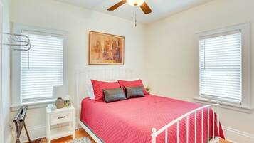 House (2 Bedrooms) | Bahagian dalam