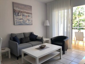 TV, offices - Stylish 1BR Apt With Pool | Near Mall, Restaurants & Shops (Paphos)