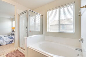 House (3 Bedrooms) | Interior - 9 Mi to Downtown Slc: Peaceful Home w/ Pool Access (North Salt Lake)
