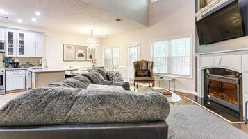 Apartemen (3 Bedrooms) | Interior