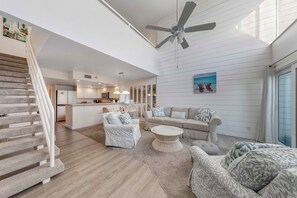 Apartment (2 Bedrooms) | Interior - Beachfront Condo w/ Balcony on Manasota Key (Englewood)